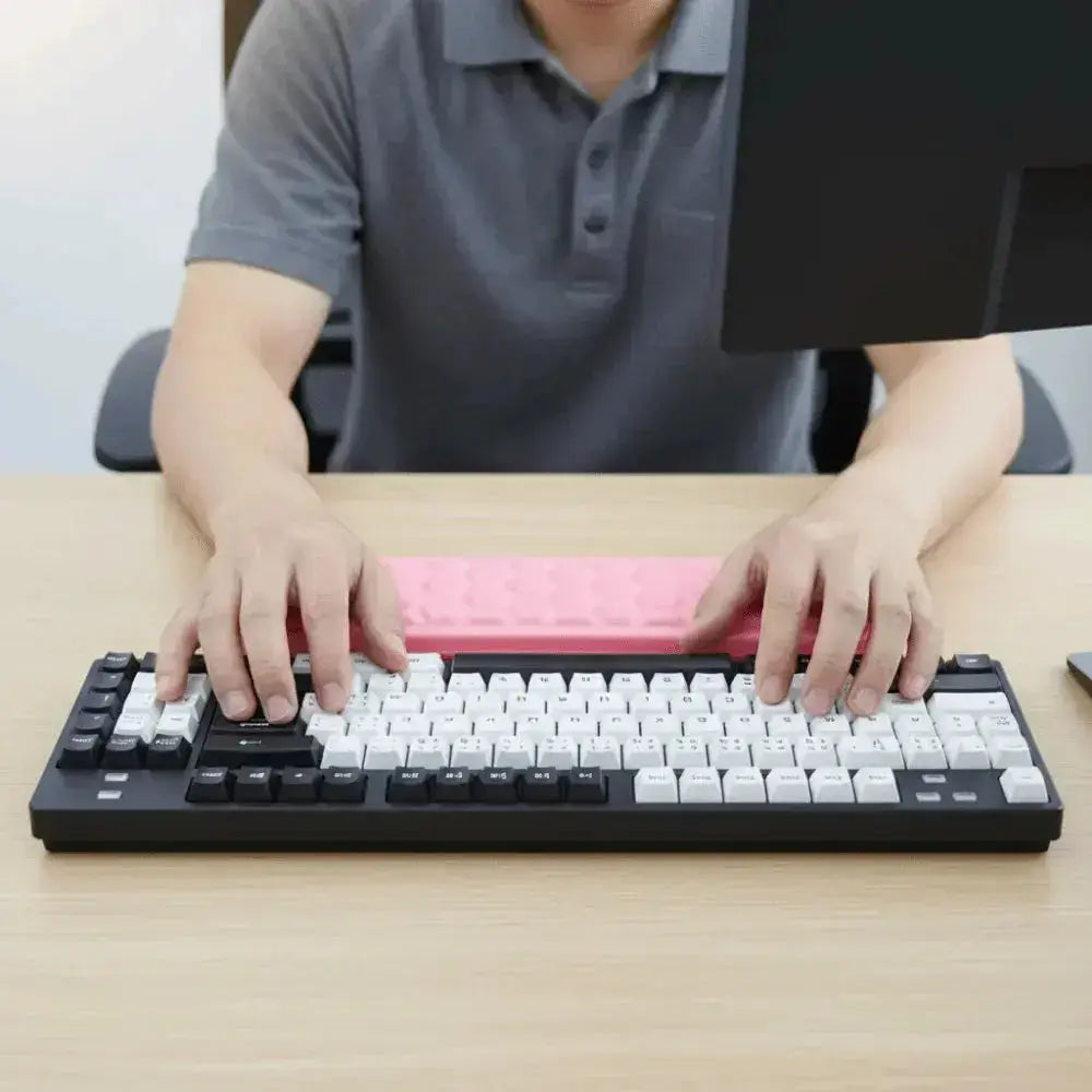 Ergonomic Design Keyboard Wrist Rest for gaming keyboard