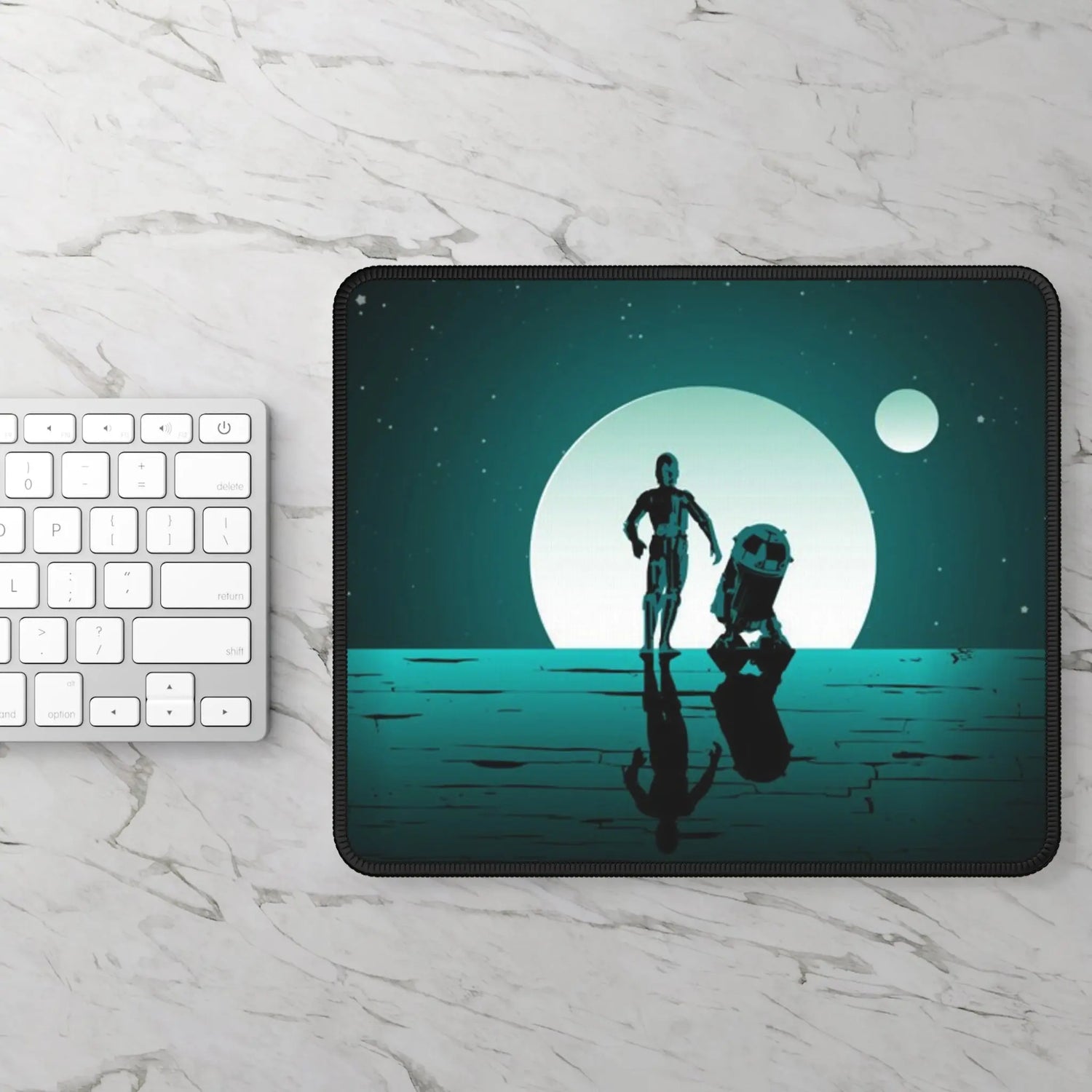 C-3P0 &amp; R2-D2 Gaming Mouse Pad Printify