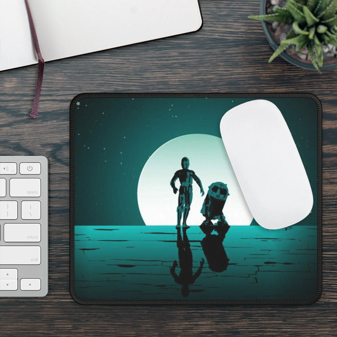 C-3P0 &amp; R2-D2 Gaming Mouse Pad Printify